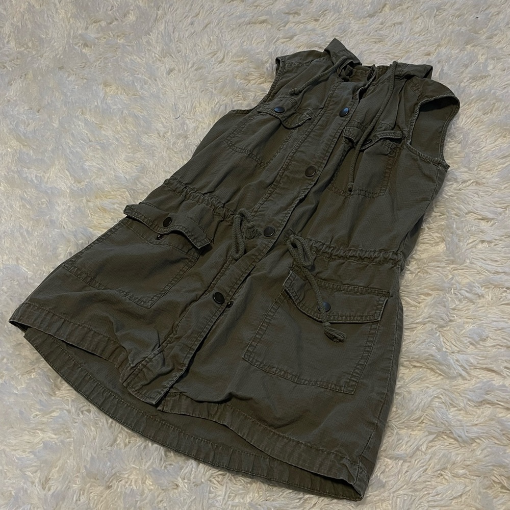 Mudd cargo tank jacket